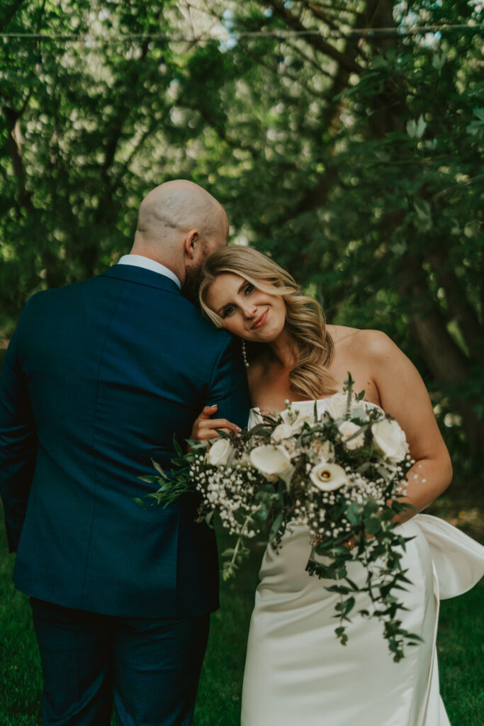 luxury idaho cottage wedding