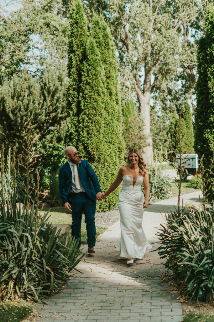 luxury idaho cottage wedding